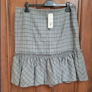 Tommy Hilfiger Wool Blend Charcoal Grey Plaid Skirt with Ruffle Edge NWT size 14